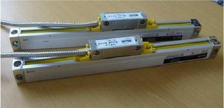 數控鉆床利用光柵尺監(jiān)控直線軸